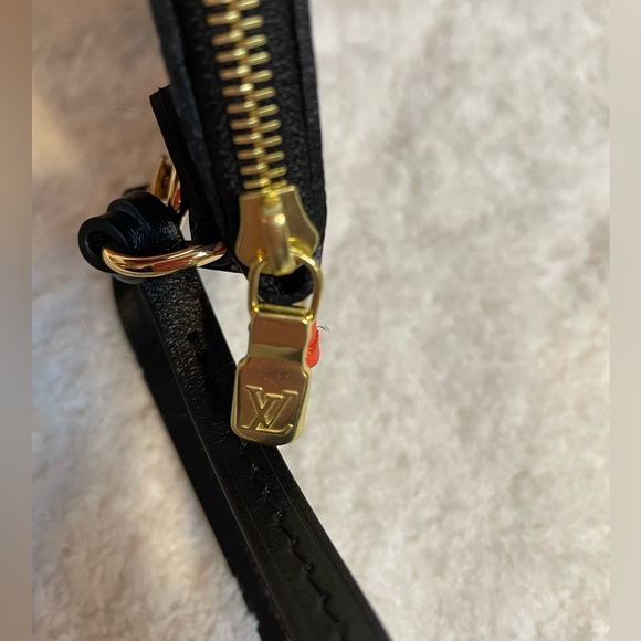 Louis Vuitton Game On Neverfull MM Pouchette Black/Blue/Red - Picture 11 of 13